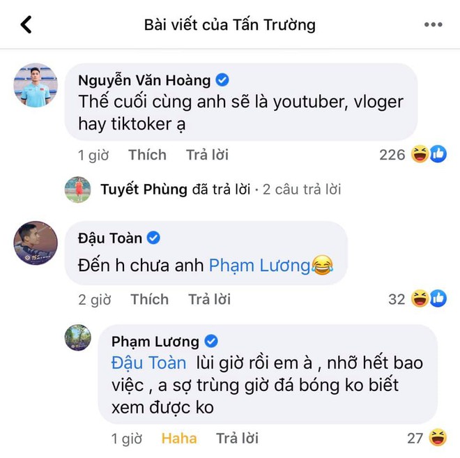 Ông chú Tấn Trường livestream thôi mà được cả dàn trai đẹp tuyển quốc gia vào bình luận tăng tương tác chóng mặt - Ảnh 9.