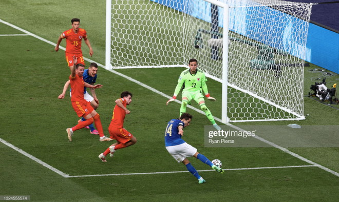 Italy 1-0 Xứ Wales: Dàn trai đẹp nước Ý toàn thắng tại vòng bảng Euro 2020 - Ảnh 21.