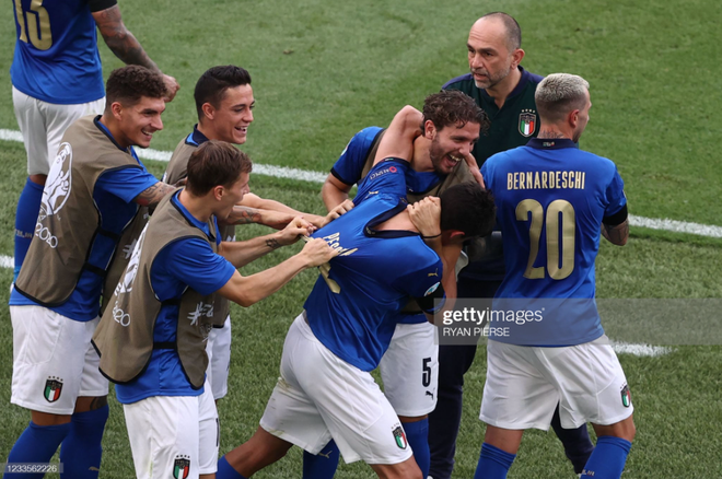 Italy 1-0 Xứ Wales: Dàn trai đẹp nước Ý toàn thắng tại vòng bảng Euro 2020 - Ảnh 20.