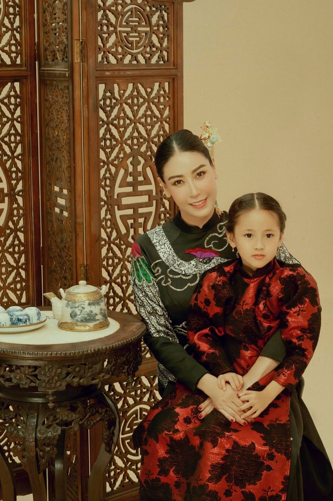 Hoa hậu Hà Kiều Anh hé lộ gia thế khủng: Là công chúa đời thứ 7, cháu vua chúa, Hà Tăng và dàn sao thốt lên điều này - Ảnh 6.
