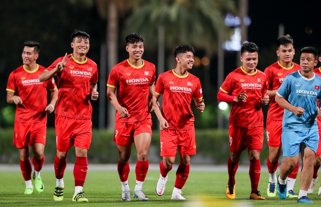 Nữ streamer Quỳnh Alee bất ngờ tuyên bố sẽ làm việc đại sự với tuyển thủ quốc gia nếu Việt Nam thắng Indonesia - Ảnh 3.
