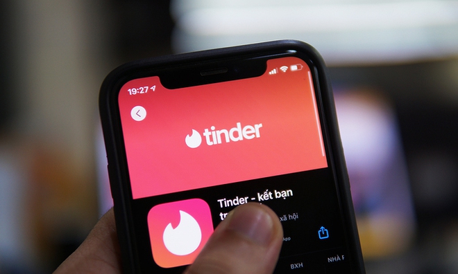 Tinder chính thức ra mắt tính năng mới cực hay, quẹt thủ khỏi lo match nhầm đồng nghiệp hay người yêu cũ! - Ảnh 1.