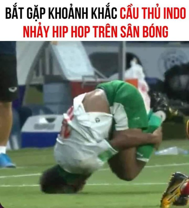 Việt Nam chốt đơn Indonesia 4-0, mạng xã hội bùng nổ loạt meme cực đỉnh, biểu cảm của Quang Hải chiếm trọn spotlight - Ảnh 1.