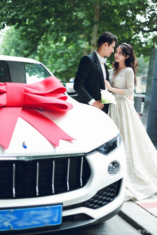 Đám cưới hot nhất Cbiz hôm nay: Dạ Hoa từng cắm sừng Trương Thiên Ái tổ chức hôn lễ sau 1 tháng cầu hôn bạn gái - Ảnh 9.