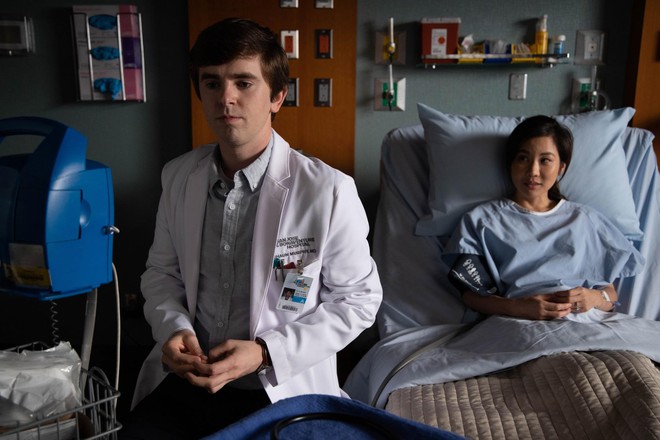 Vì sao The Good Doctor vượt mặt cả Nevertheless lẫn Hospital Playlist 2, trở thành phim truyền hình hot nhất lúc này? - Ảnh 6.