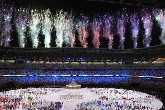 Đài lửa Olympic được thắp sáng, ngày hội thể thao lớn nhất thế giới chính thức bắt đầu!!! - Ảnh 11.