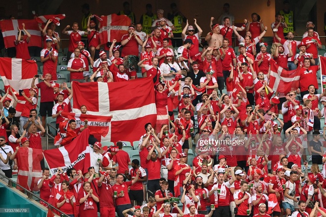 Đánh bại CH Séc, các đồng đội của Eriksen vào bán kết Euro 2020, viết tiếp câu chuyện thần kỳ - Ảnh 16.