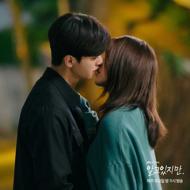 4 cặp đôi màn ảnh Hàn khiến fan nằng nặc đòi phim giả tình thật: Han So Hee - Song Kang vẫn chưa bằng số 2 - Ảnh 5.
