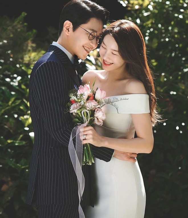 Dàn sao chụp ảnh cưới Penthouse 3 mùa cũng gây bão: Lee Ji Ah - Logan và cặp của Eugene đẹp xỉu, đỉnh nhất body Kim So Yeon - Ảnh 10.