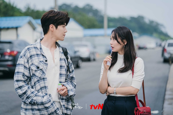 Netizen phát cuồng với phim mới của Kim Seon Ho - Shin Min Ah: Healing, dễ thương lại thêm đôi chính đẹp muốn xỉu - Ảnh 6.