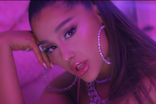 Messenger bất ngờ tung emoji biết hát 2 ca khúc của Ariana Grande, kiểm tra ngay xem bạn đã có chưa? - Ảnh 2.