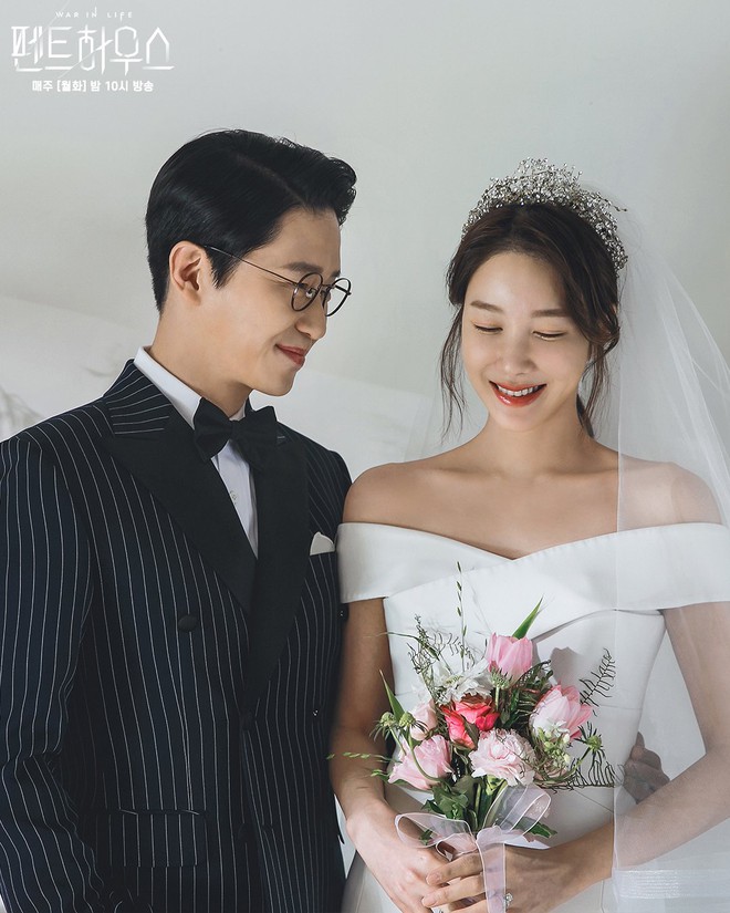 Dàn sao chụp ảnh cưới Penthouse 3 mùa cũng gây bão: Lee Ji Ah - Logan và cặp của Eugene đẹp xỉu, đỉnh nhất body Kim So Yeon - Ảnh 9.