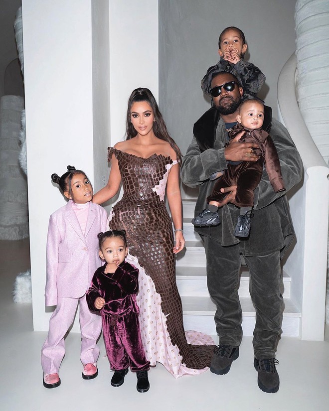 Xôn xao tin Kim Kardashian và Kanye West tái hợp sau nửa năm ly hôn, nàng tận 2 lần làm 1 việc đáng nghi này - Ảnh 7.