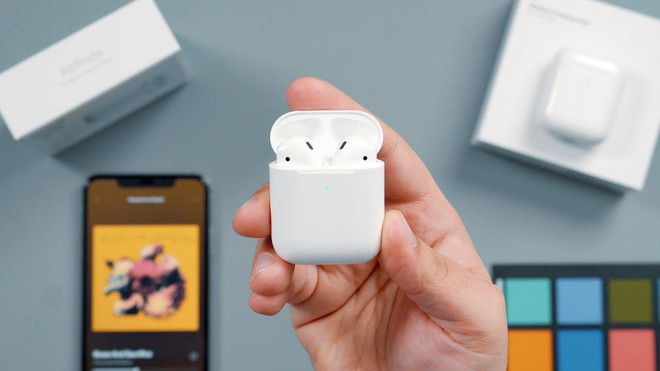 Nếu đi tiêm vaccine, thanh thiếu niên tại Mỹ sẽ được tặng ngay một cặp tai nghe AirPods với mức giá khoảng 3,5 triệu đồng hoàn toàn miễn phí - Ảnh 3.