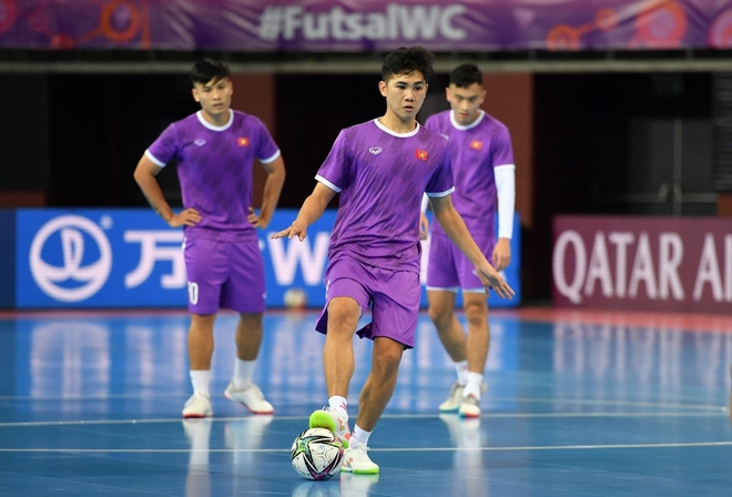 Phối hợp đá phạt ảo diệu, futsal Việt Nam chọc thủng lưới thành công ứng viên vô địch Brazil - Ảnh 20.