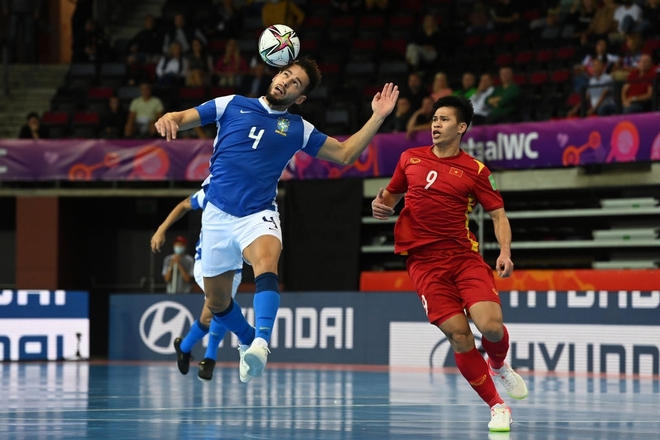 Tuyệt vời!! Đội tuyển futsal Việt Nam nghẹt thở vượt qua Panama tại World Cup, tiến gần tới tấm vé đi tiếp - Ảnh 28.