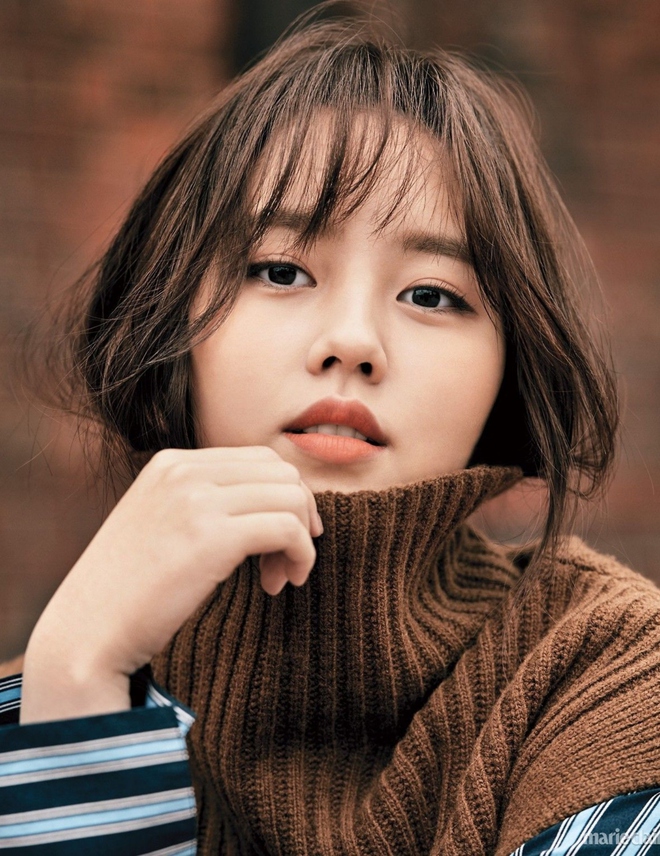 Trận chiến gần 10 năm không dứt trên màn ảnh Hàn: Chọn ai giữa Kim Yoo Jung và Kim So Hyun? - Ảnh 1.