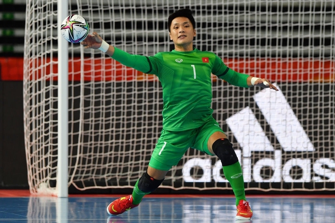 Quả cảm cầm hòa đội bóng hàng đầu thế giới, tuyển futsal Việt Nam hiên ngang vào vòng 1/8 World Cup 2021 - Ảnh 2.
