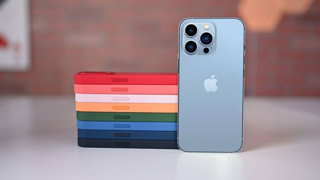Bị chê nhàm chán, iPhone 13 vẫn bán “đắt như tôm tươi”: Màu xanh và hồng “cháy hàng” chỉ sau vài phút! - Ảnh 4.