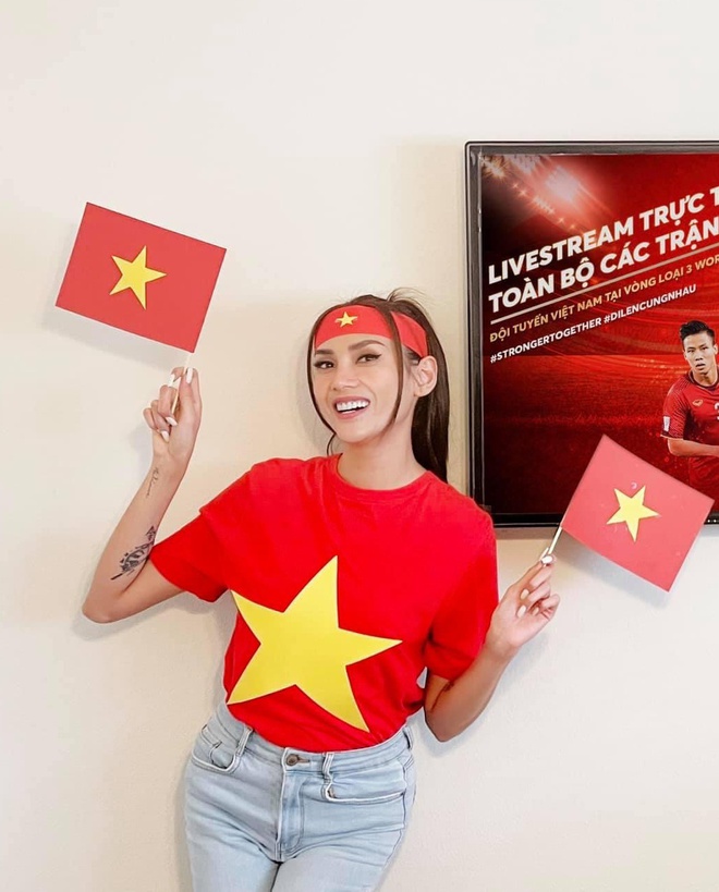 Cả showbiz Việt tiếp lửa cho tuyển Việt Nam trước giờ G: Anh Đức chuẩn bị mồi ngon sẵn sàng, hội Hoa hậu chiếm spotlight - Ảnh 8.