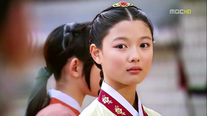 Kim Yoo Jung và 3 tạo hình cổ trang gây thương nhớ: Bom tấn Hong Chun Gi vẫn thua xa tiên tử 17 tuổi - Ảnh 6.