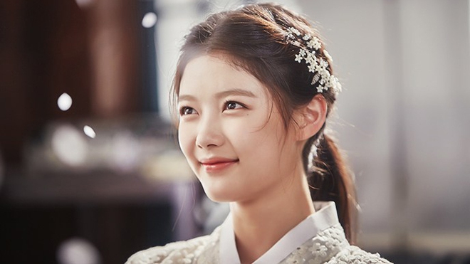 Kim Yoo Jung và 3 tạo hình cổ trang gây thương nhớ: Bom tấn Hong Chun Gi vẫn thua xa tiên tử 17 tuổi - Ảnh 10.