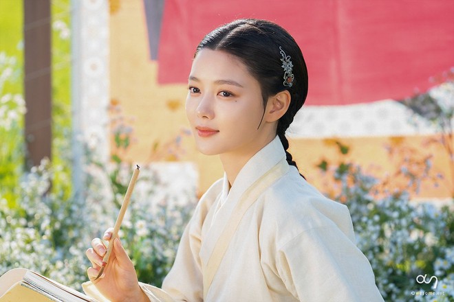 Kim Yoo Jung và 3 tạo hình cổ trang gây thương nhớ: Bom tấn Hong Chun Gi vẫn thua xa tiên tử 17 tuổi - Ảnh 18.