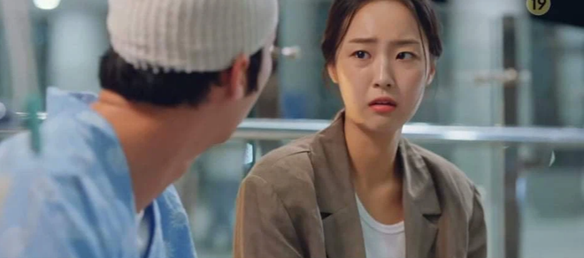 6 bí ẩn to đùng cần lời giải ở tập cuối Penthouse 3: Yoon Hee có toàn mạng, Su Ryeon được bình yên chưa? - Ảnh 9.
