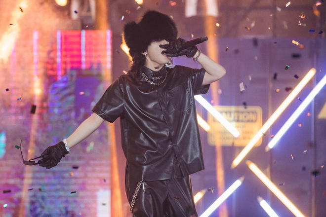 Sơn Tùng khoe cận visual bất chấp bị tố đạo nhái G-Dragon, ẩn ý lý do không lên tiếng trước loạt ồn ào? - Ảnh 9.