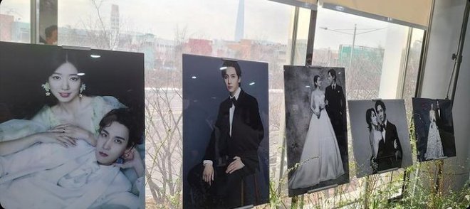 Top 1 Dispatch: Loạt ảnh cưới siêu hiếm chưa công bố của Park Shin Hye và chồng tài tử gây bão, dàn phù dâu xinh ngất lộ diện - Ảnh 9.