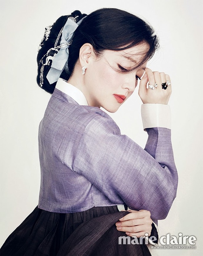 Năm mới cùng ngắm những nữ thần Hanbok xứ Hàn: Suzy - Kim Yoo Jung quá đẹp nhưng không thể vượt qua tường thành Lee Young Ae - Ảnh 14.