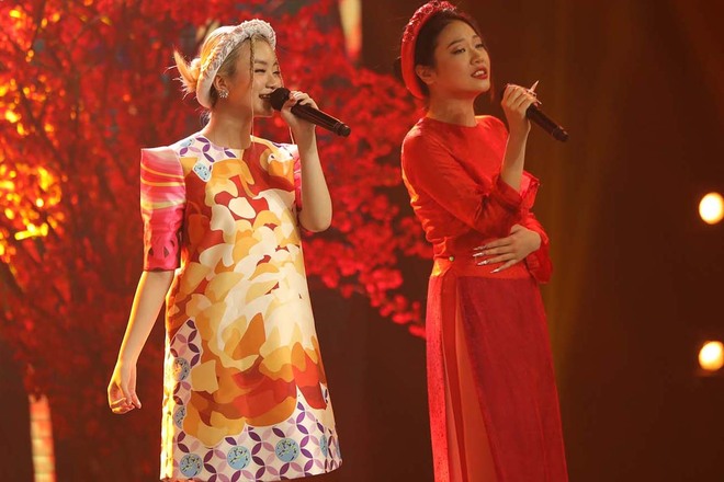 Lộ diện sân khấu đầu tiên Seachains, Blacka quẩy sau khi đăng quang Rap Việt - Ảnh 6.