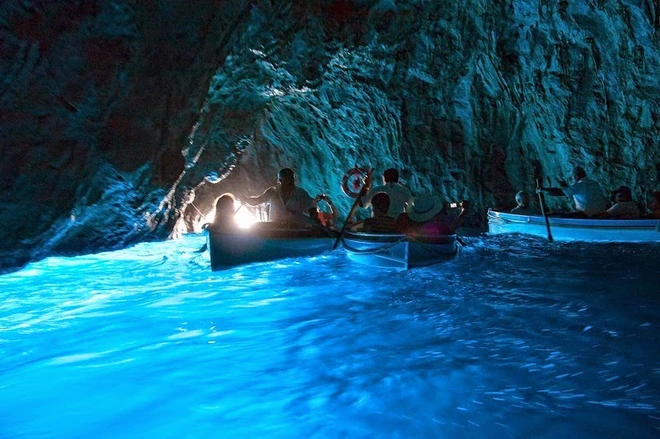 blue-grotto-42