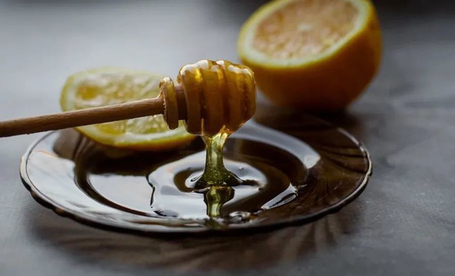Tuy ngọt nhưng ăn mật ong có thể làm giảm lượng đường và cholesterol trong máu - Ảnh 1.