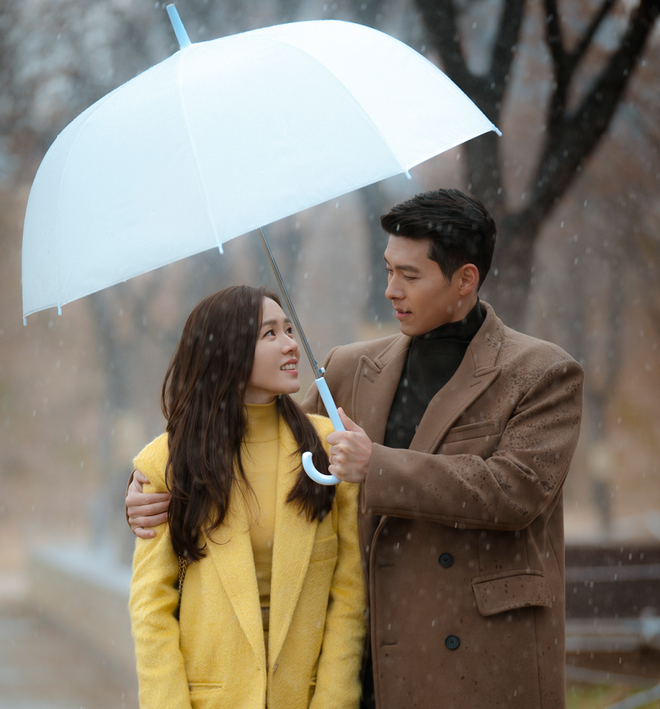 Đây là bộ ảnh bỗng được cả châu Á chia sẻ rầm rộ đến mức thành trend sau khi Son Ye Jin và Hyun Bin tuyên bố kết hôn - Ảnh 7.