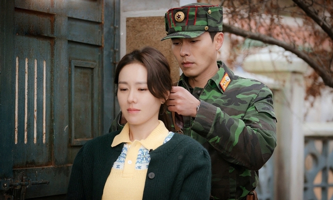 9 phân cảnh đẹp kinh điển ở Crash Landing On You: Hóa ra Son Ye Jin - Hyun Bin ngầm hứa hẹn kết hôn, sinh con từ lâu rồi! - Ảnh 4.