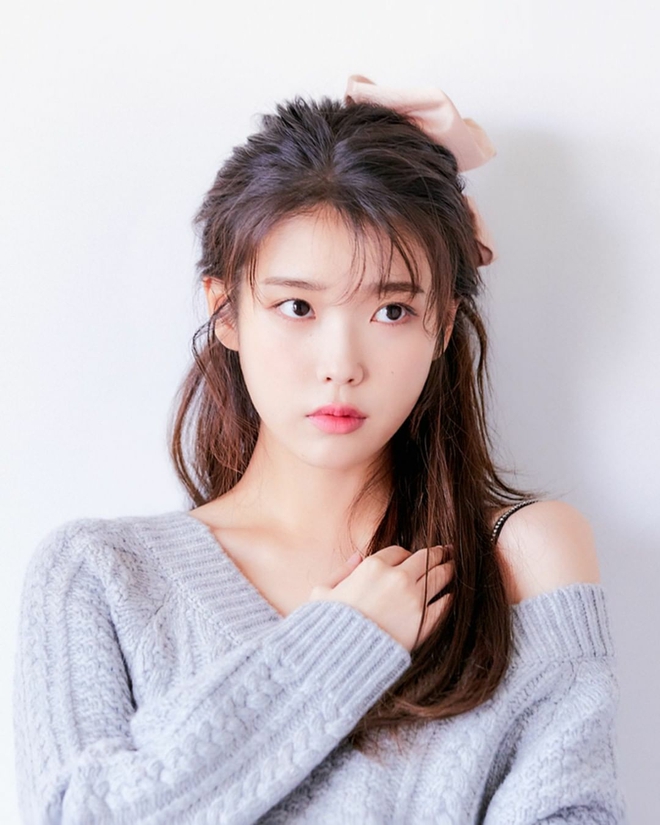 4 tiêu chuẩn sắc đẹp tại Hàn Quốc: Jennie - Han So Hee sexy làm mưa làm gió có đọ lại được IU xinh dịu dàng? - Ảnh 2.