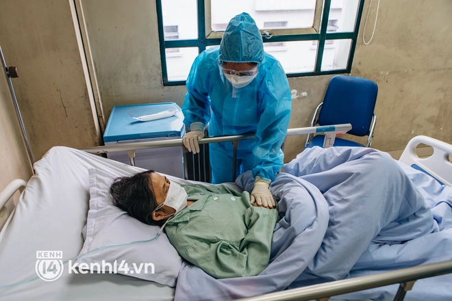 F0 thể nhẹ nhưng nguy kịch hậu Covid-19, bác sĩ khuyến cáo những triệu chứng báo động đỏ cần nhập viện ngay! - Ảnh 1.