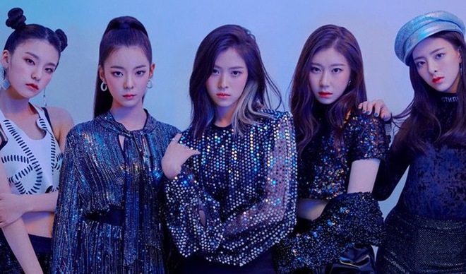 Knet mỉa mai em gái TWICE và ITZY có bài debut tệ nhất trong các nhóm nữ của JYP, visual gánh còng lưng phần nhạc đáng thất vọng - Ảnh 4.