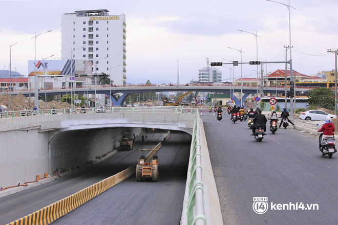 Ảnh, clip: Cận cảnh nút giao thông hơn 723 tỷ sắp được hoàn thành tại Đà Nẵng, gây ấn tượng với đường hầm lộ thiên cực độc đáo - Ảnh 3.