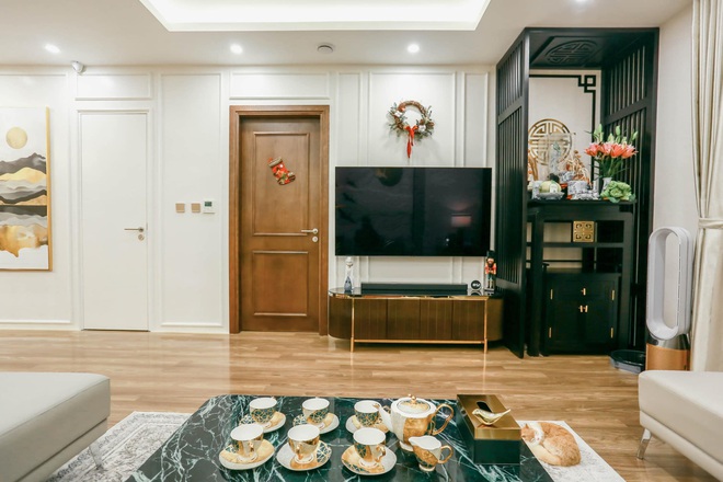 7 phòng thờ hút nghìn like đẹp nức lòng người: Trang nghiêm, truyền thống nhưng vẫn có gu, nhìn là biết phúc lộc đầy nhà - Ảnh 7.
