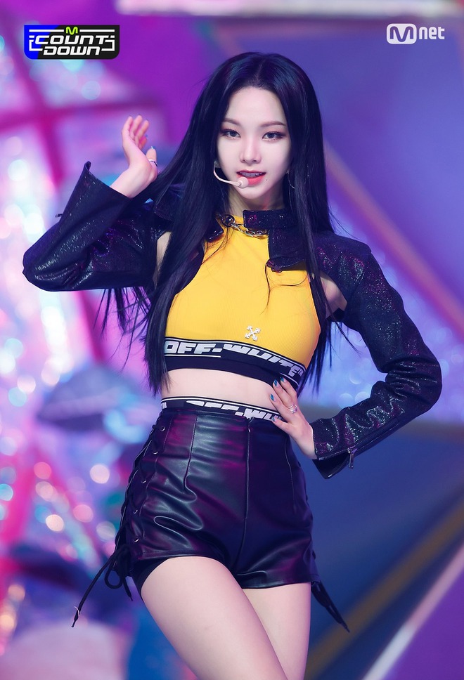 Lộ diện dàn visual hàng đầu Kpop Gen 4: Karina gây tranh cãi vì 1 đặc điểm, tân binh JYP chưa debut đã lọt top cùng đàn chị ITZY - Ảnh 8.