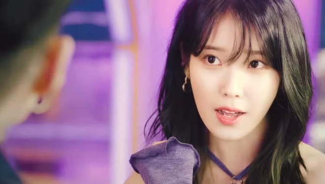 IU khoe visual tóc đen trẻ ơi là trẻ trong MV kết hợp Jay Park, và lại 1 lần nữa phải công nhận cô nàng quá là tím lịm tìm sim - Ảnh 5.