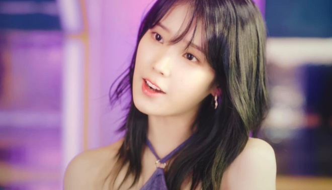 IU khoe visual tóc đen trẻ ơi là trẻ trong MV kết hợp Jay Park, và lại 1 lần nữa phải công nhận cô nàng quá là tím lịm tìm sim - Ảnh 4.