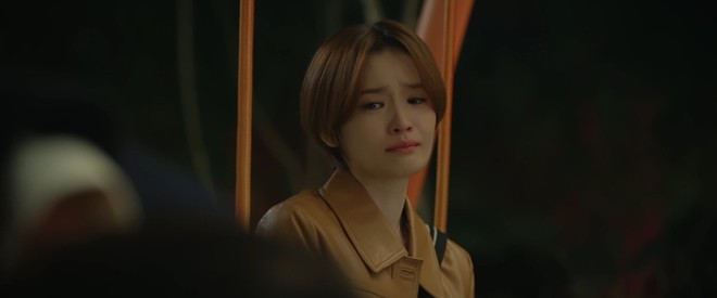 Tuổi 39 tập 6 đẫm nước mắt: Son Ye Jin quỳ gối khóc lóc cầu xin bà cả, ngất lịm giữa đường chỉ vì bạn thân - Ảnh 4.