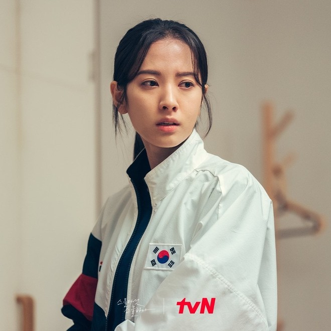 Sôi máu với hội nhân vật đáng ghét nhất phim Hàn hiện nay: Bực nhất là gái xinh chơi xấu Kim Tae Ri ở Twenty Five, Twenty One - Ảnh 1.