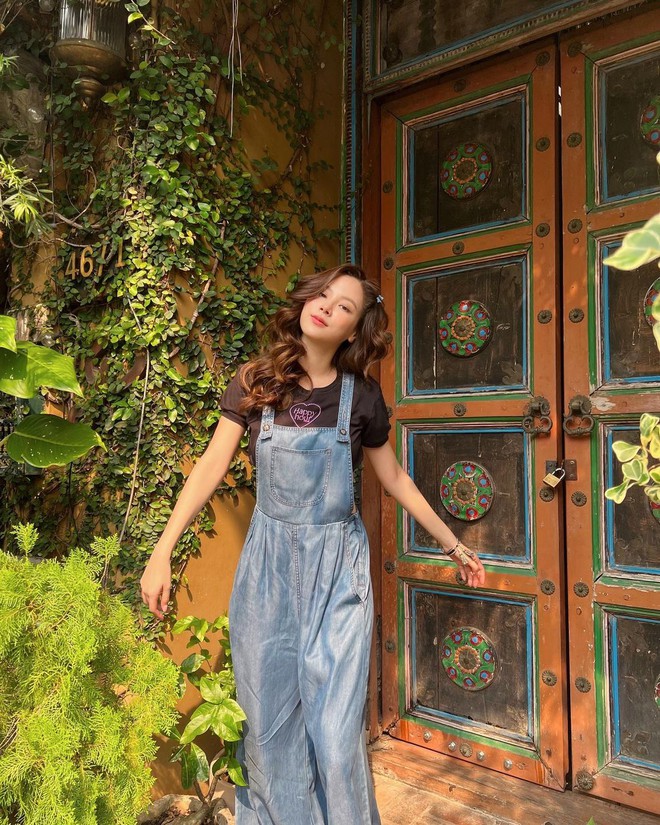 Phục sát đất ngọc nữ đẹp nhất Thái Lan Baifern: U30 vẫn tự tin diện quần yếm, ghi điểm vì khoe được eo thon lại cute quá đáng  - Ảnh 2.