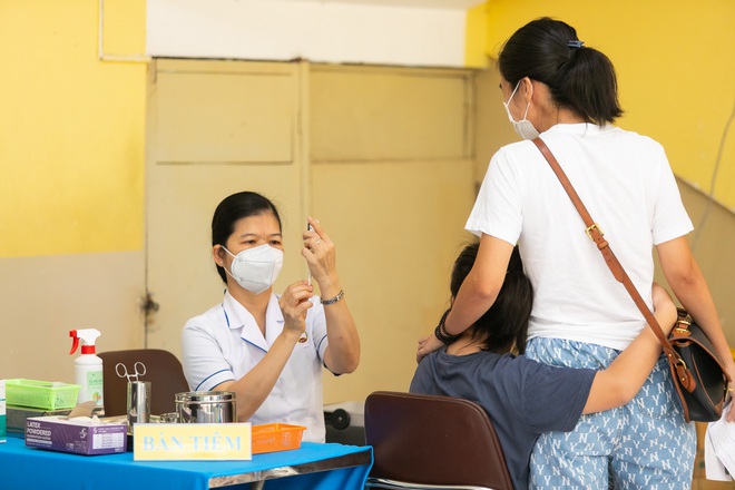 TP.HCM: Bắt đầu tiêm vaccine cho trẻ em từ 5 tuổi đến dưới 12 tuổi - Ảnh 17.