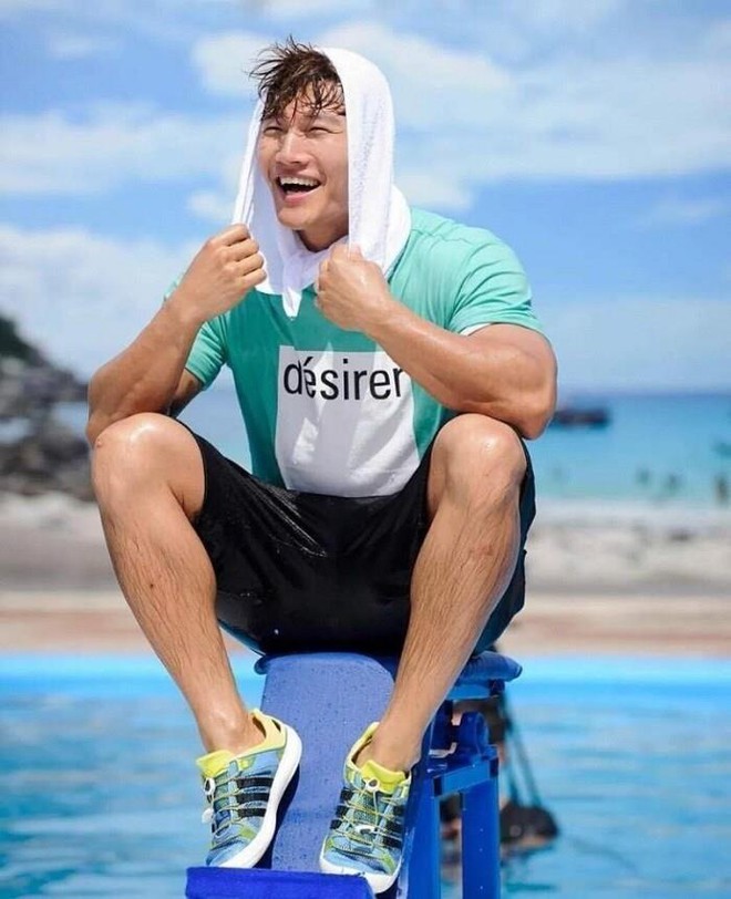 Kim Jong Kook hoàn toàn có thể được miễn nhập ngũ, nhưng một người đã ngăn chặn chuyện đó xảy ra! - Ảnh 3.