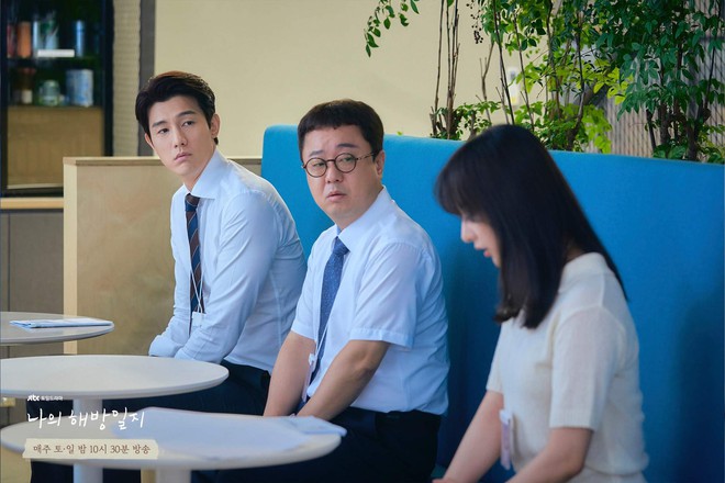 Không nổi rần rần, 3 phim Hàn mới cứng này vẫn cực hấp dẫn: Không xem phim của Kim Ji Won, Lee Jun Ki là phí lắm luôn! - Ảnh 3.